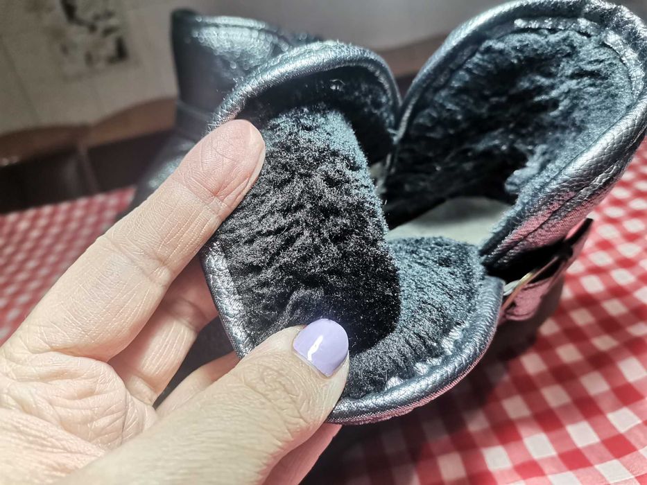 Уги на дівчинку 23,5см