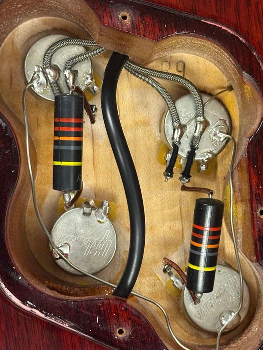 Gibson Custom Shop 1959 "70th anniversary Les Paul" Washed Cherry (2022, mint, 6190$)