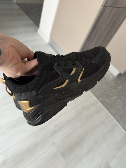 Кросівки 35 р. Next