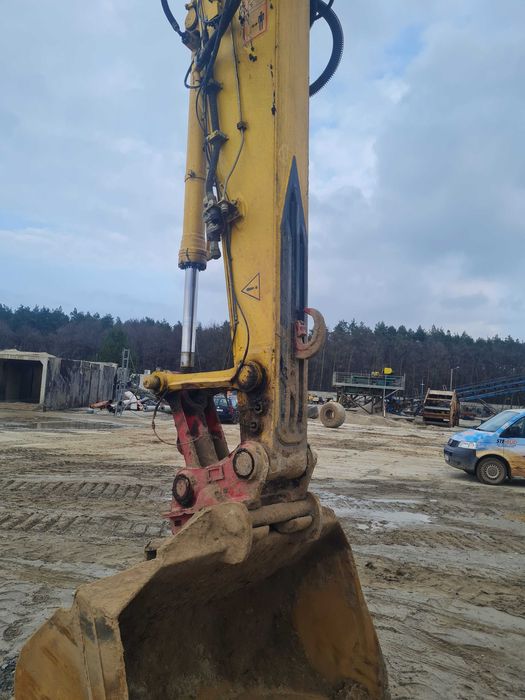 Koparka gąsienicowa Komatsu PC210 LC
