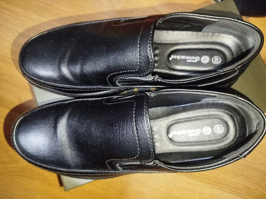 Sapatos Guimarães novos