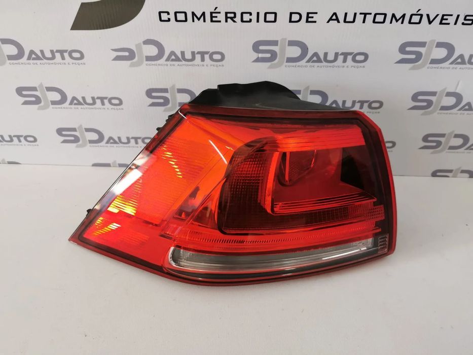 Farolim Painel Esquerdo - VW Golf VII