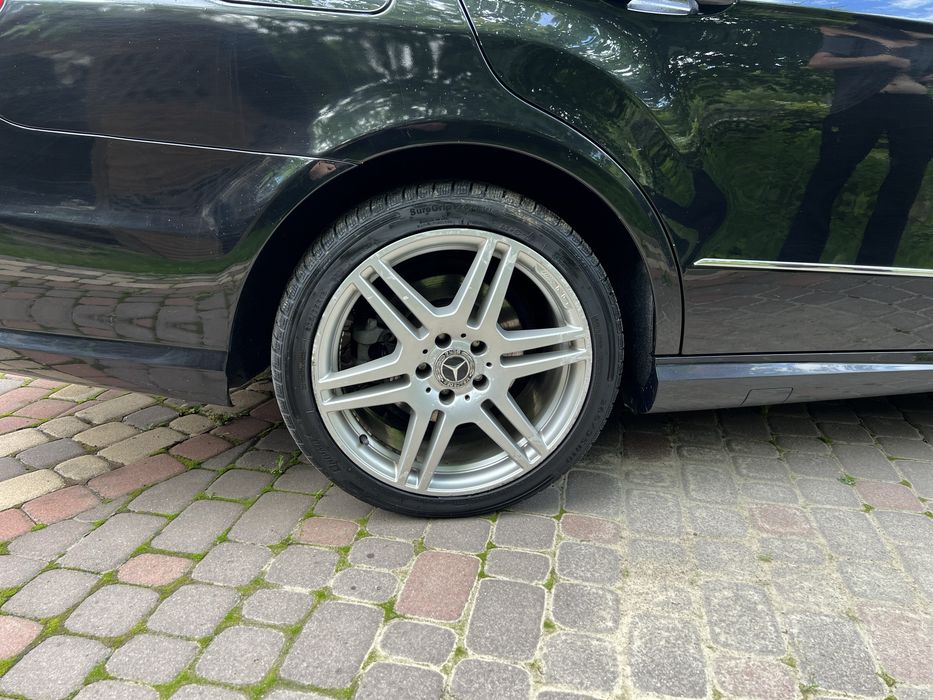 Продам Mercedes Benz E212 AMG праве кермо.