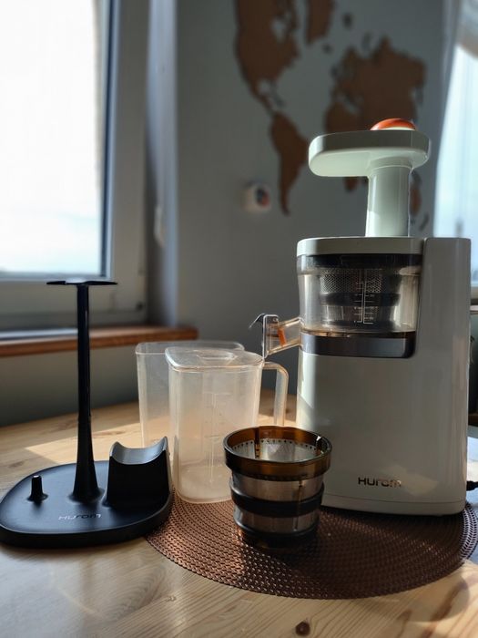 Wyciskarka Hurom HQ-WWE13 na części