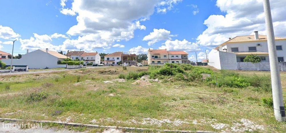 Oportunidade de Construção em Alcains: Terreno Urbano de 535m²