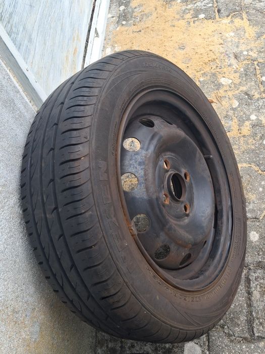 Pneus Nexen Nblue HD Plus 175/60R14 79H
