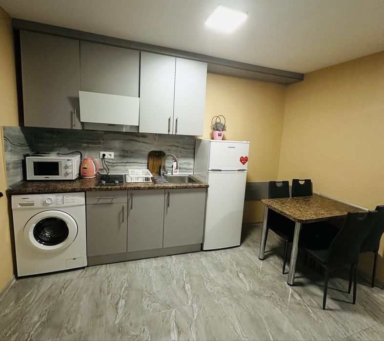 Оренда затишної новенької 2-кімнатної квартири апартаментів подобово