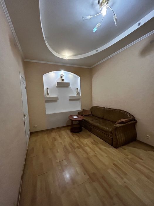 Посуточно в 200 метрах от жд вокзала-15-555.biz.ua