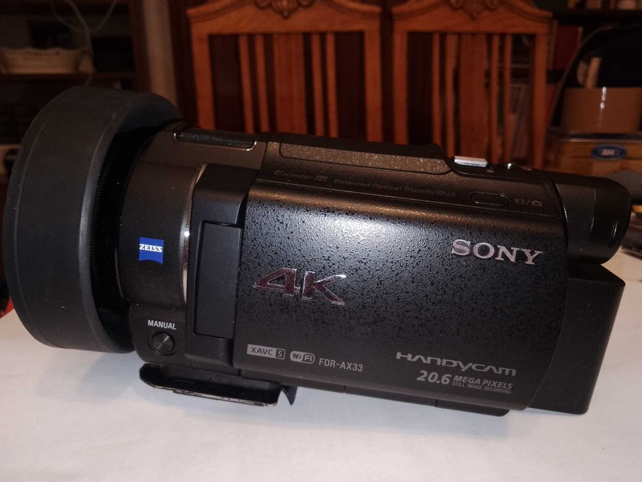 Kamera 4k Sony  FDR-AX33