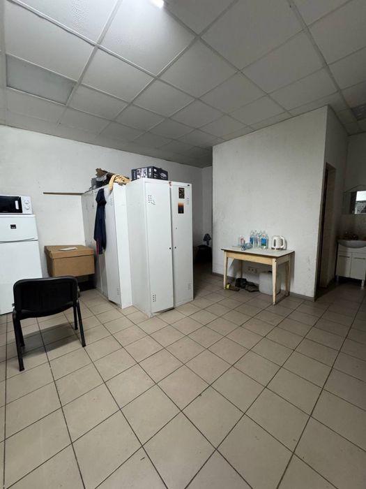 Продам склад на проспекте Богдана Хмельницкого