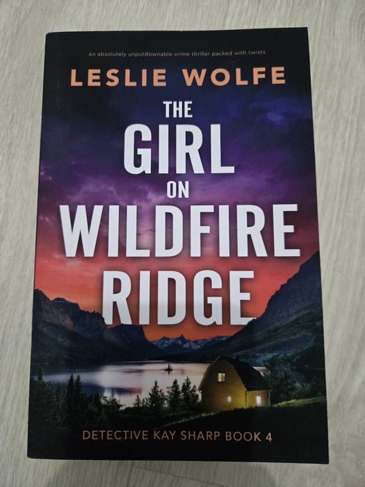 Livros Leslie Wolfe - Saga Kay Sharp