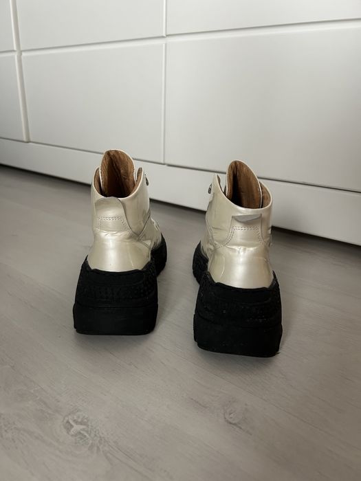 Białe buty w stylu altercore na grubszej podeszwie platformie 37