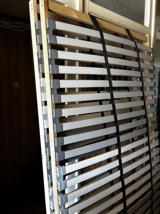 Stelaż łozka Ikea LEIRSUND 90x200 (180x200)