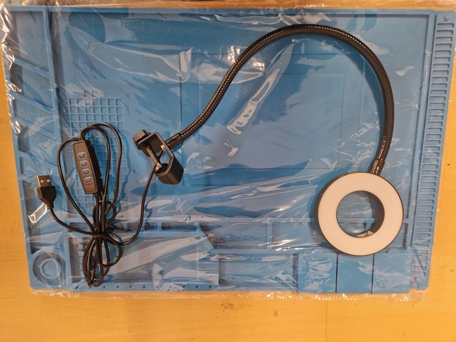 Mata do lutowania 45x30cm  i lampka usb