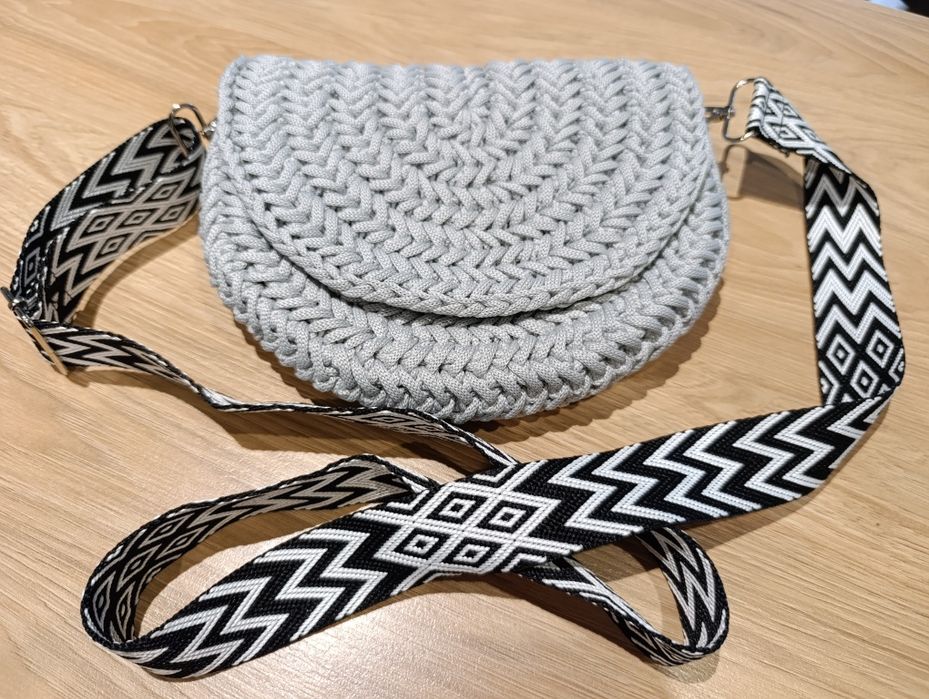 Torebka jodełka na szydełku hand made