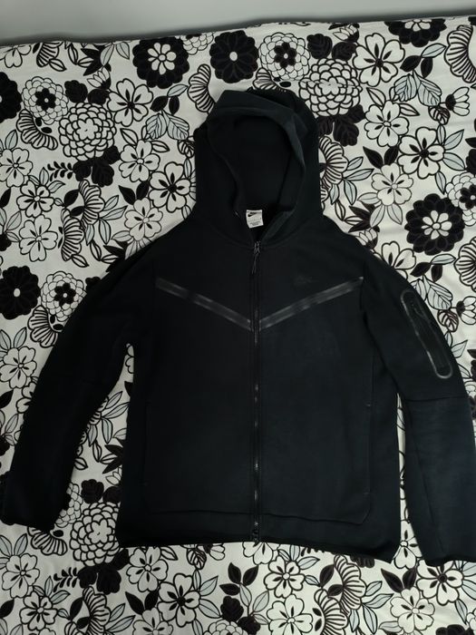 Оригінал толстовка Nike Tech Fleece чорний