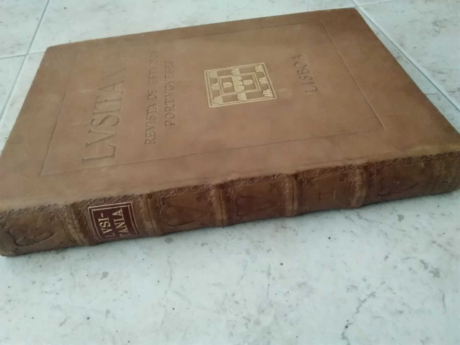 Lusitânia - Revista de Estudos Portugueses (1924 / 1927)
