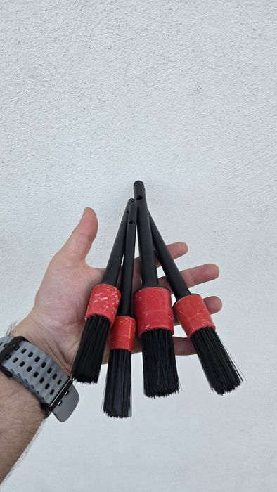 Pincéis ideais para limpeza auto