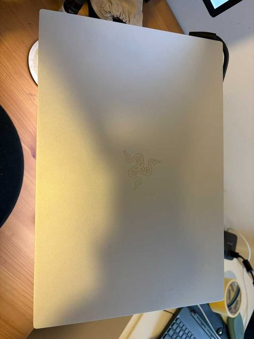 Razer Blade 16 (2024) i9-14900HX / 32GB RAM / 2TB SSD / RTX 4080