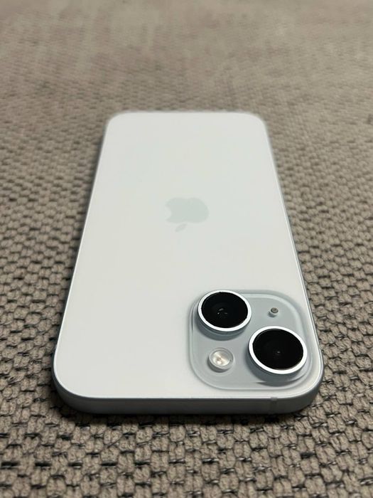 iPhone 15 Biały