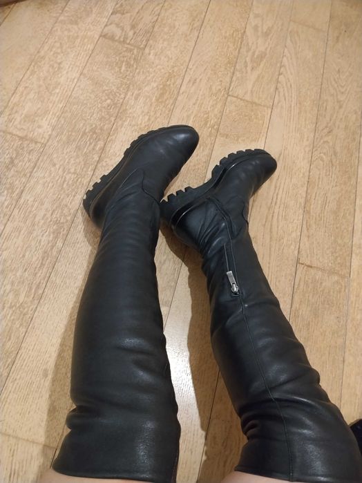 Продам ботфорти шкіряні