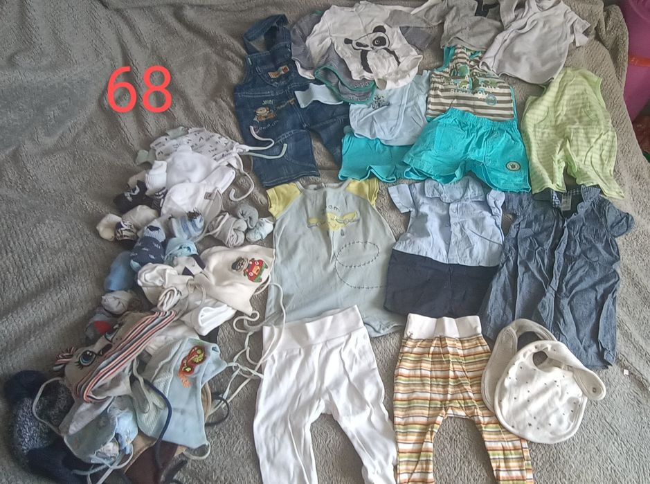 Paczka ubranek dla chłopaka 68 ( 50 sztuk )plus gratisy