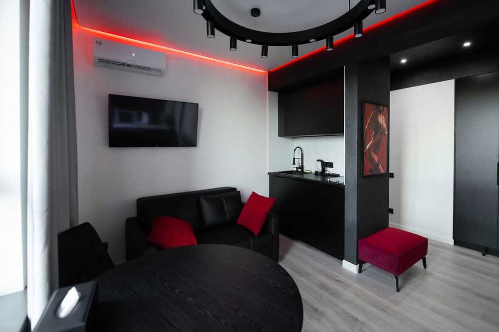 #1211 Квартира подобово/помісячно. Просп. Набережно-Рибальський 27