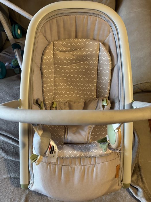 Vendo Espreguiçadeira Tiny love como nova