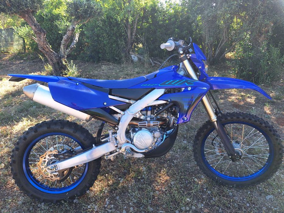 Yamaha WR 250 de fim 2024