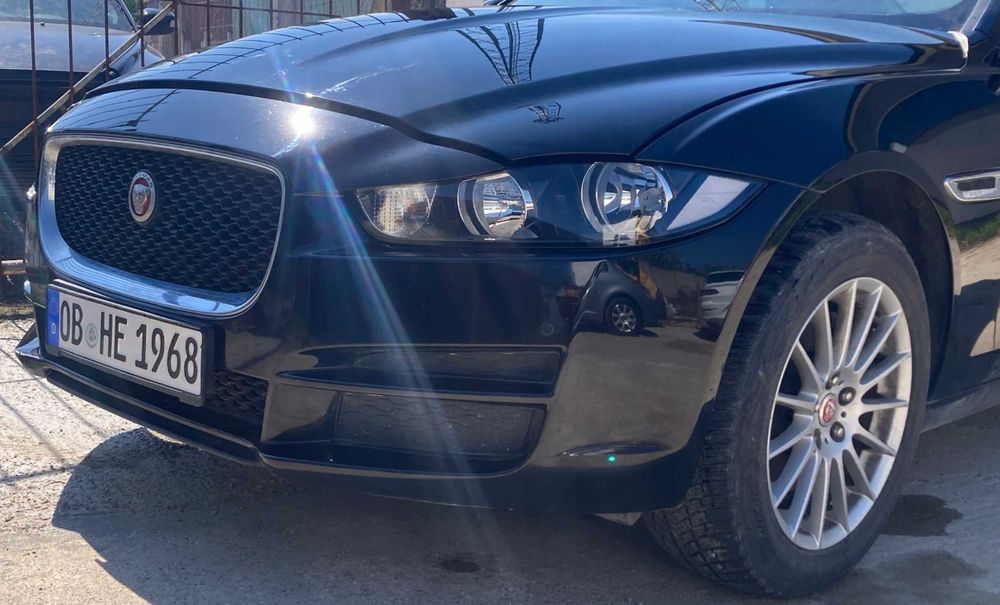 Бампер разборка JAGUAR XE шрот ягуар