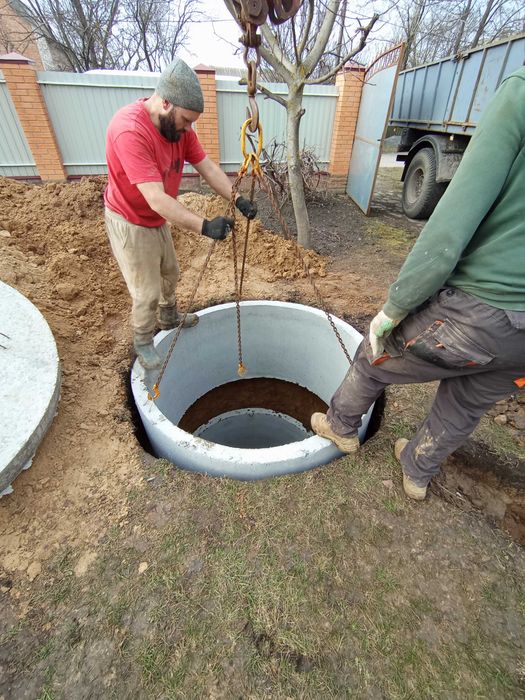 Колодцы выкопать.Чистка колодца.Почистить криницю.Поглибленя .Кагарлык