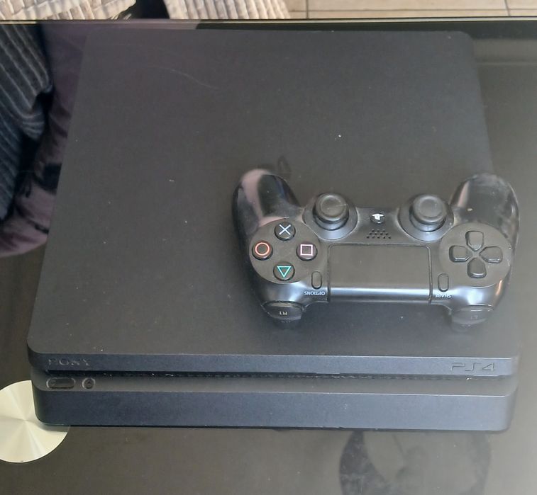 Playstation4 em bom estado!