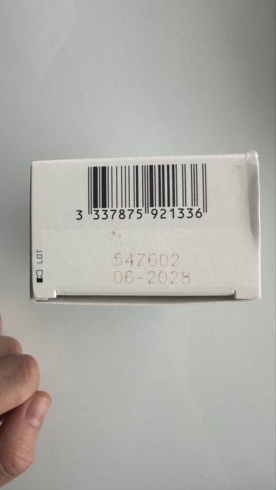 Заспокійлива сироватка для надчутливої шкіри  La Roche-Posay