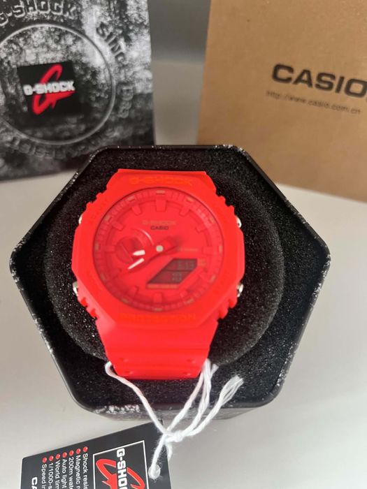 Casio G-Shock czerwony