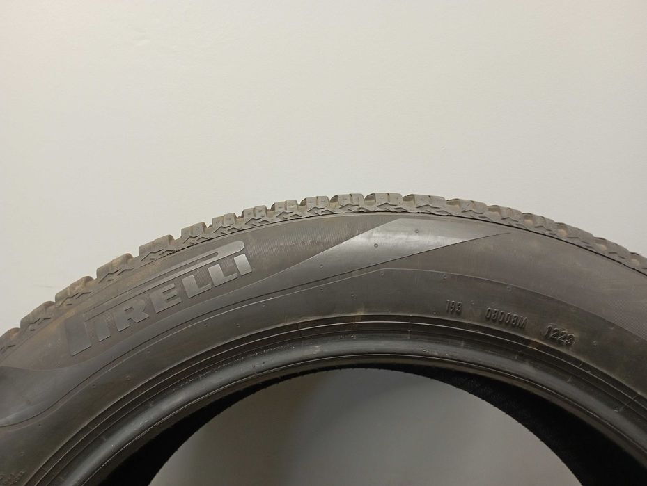 1x235/55R19 Pirelli Scorpion All Season SF2, 105W XL, 2023 rok, 7,6mm