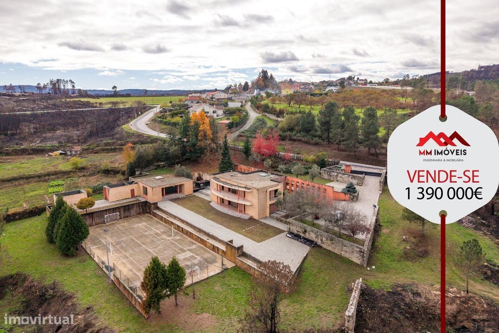 Casa principal | 2 casas de hóspedes | Piscina coberta | Terreno 12.58