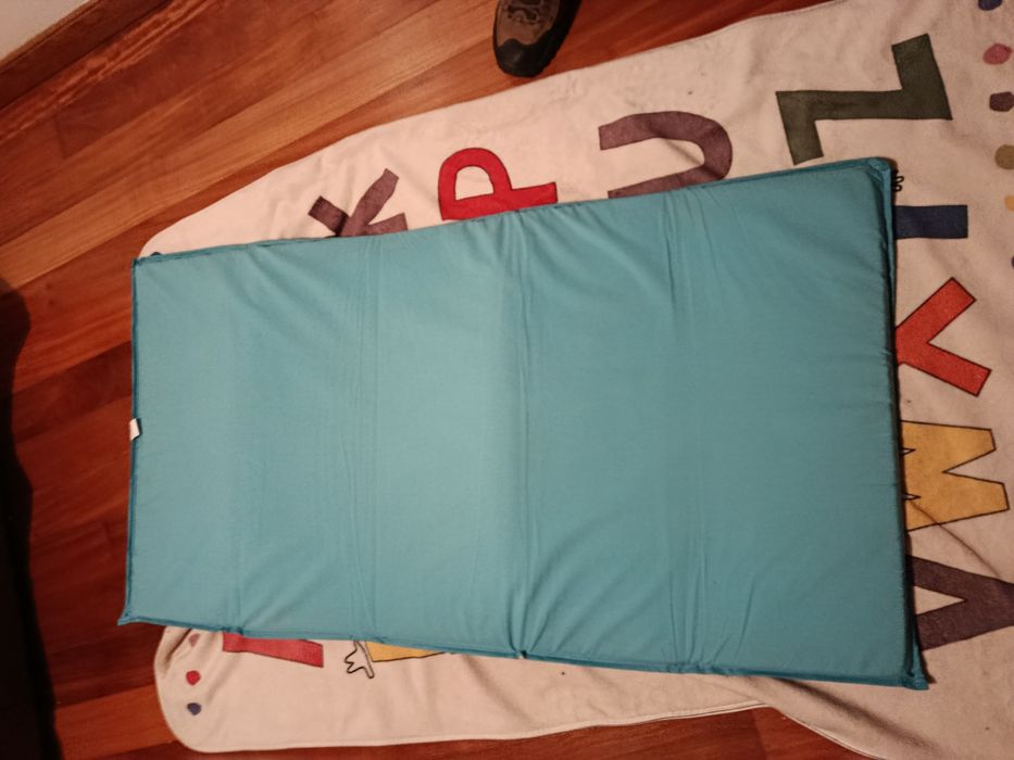 Cama de viagem chicco com colchão