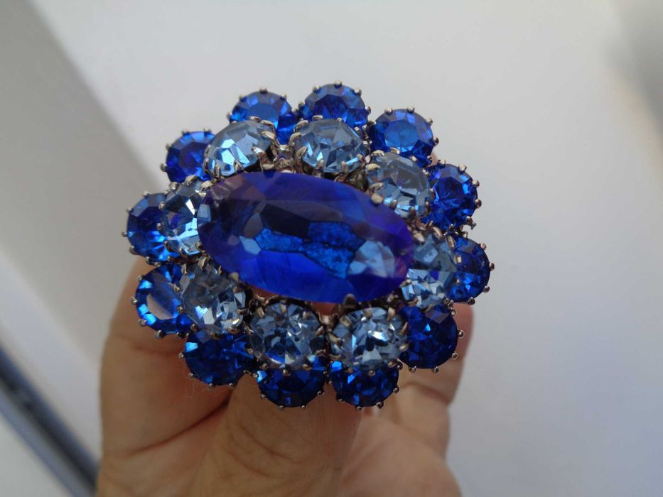 святк брошка 4,5*4*2см вінтаж стан нов