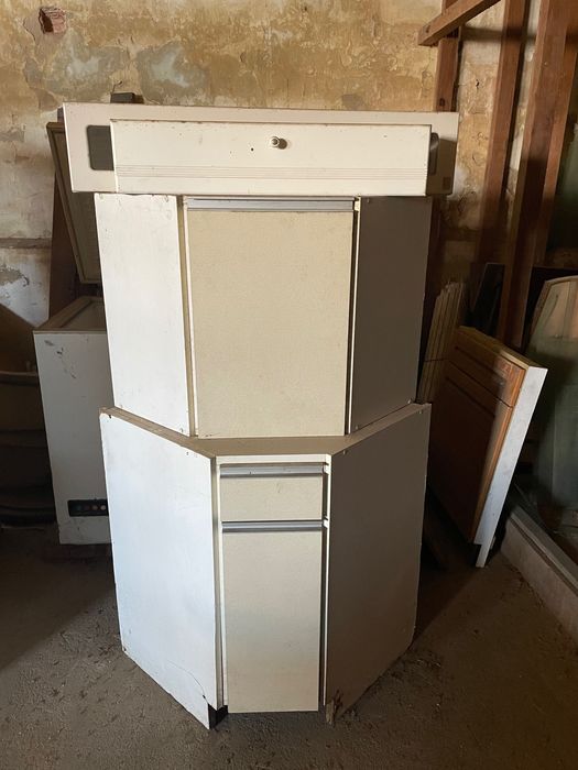 Móveis Diversos WC/ Cozinha