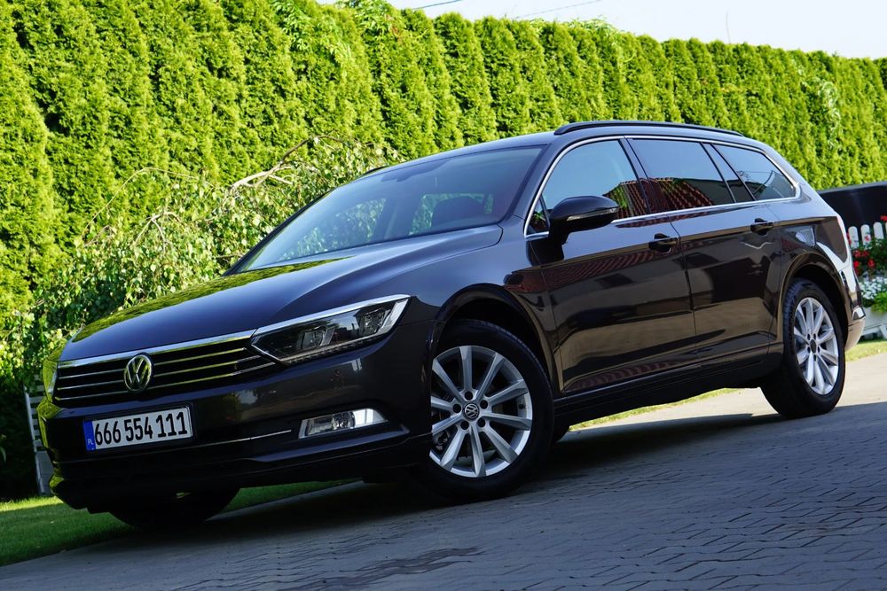 Volkswagen Passat 2.0 TDi 190 KM Ciemny BRĄZ FULL LEDY 100 % BEZWYPADKOWY Opłacony MEGA