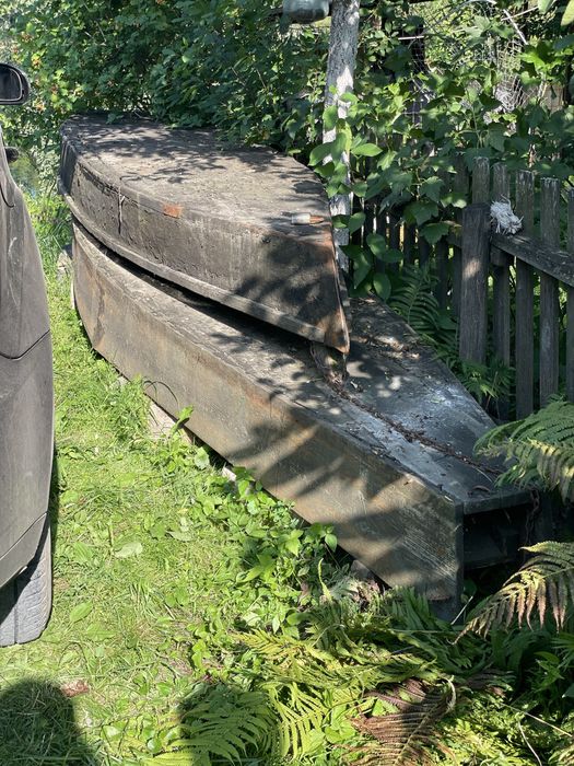 Лодка, човен дерево