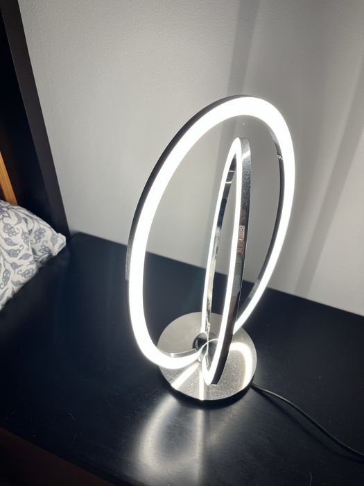 Candeeiro com lampada led