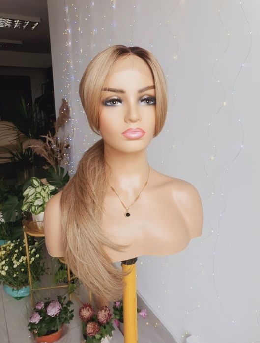 Długa peruka blond mix 3D odrost Kim karmell