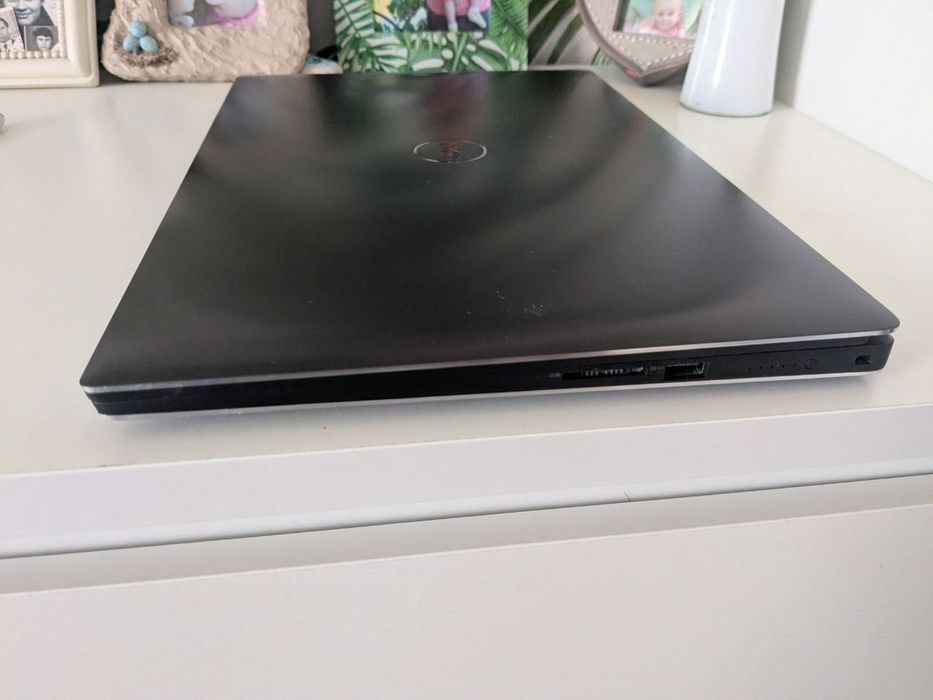 Dell Precision 5530 - i9, 32GB, 512GB SSD, NVidia Quadro P2000, 4K