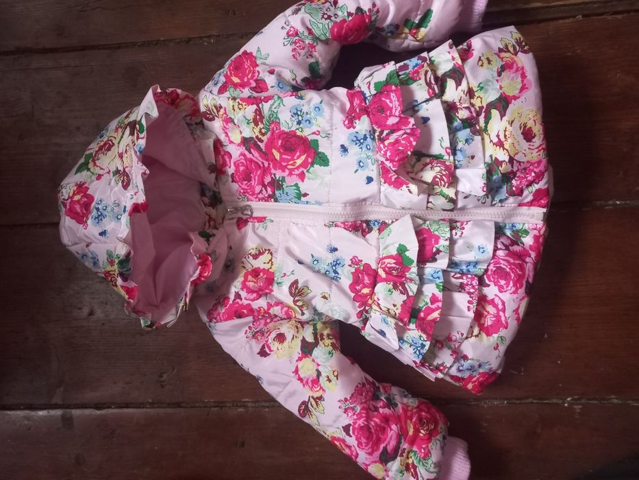 Śliczna urocza kurtka w kwiatki kwiaty falbanki płaszczyk zimowy