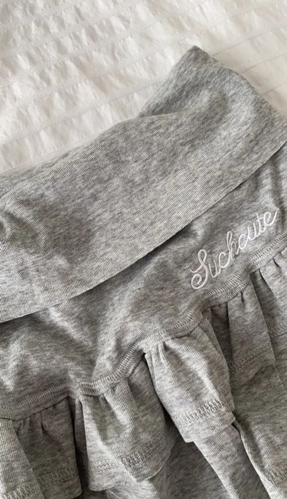 Міні-спідниця сіра в стилі y2k