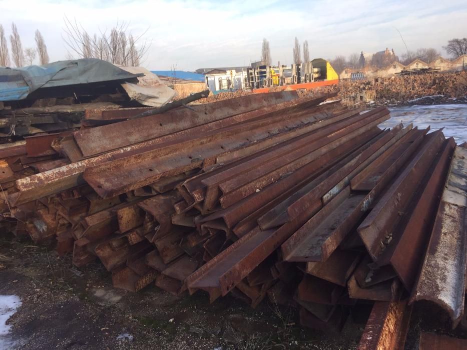 Ceownik stalowy używany