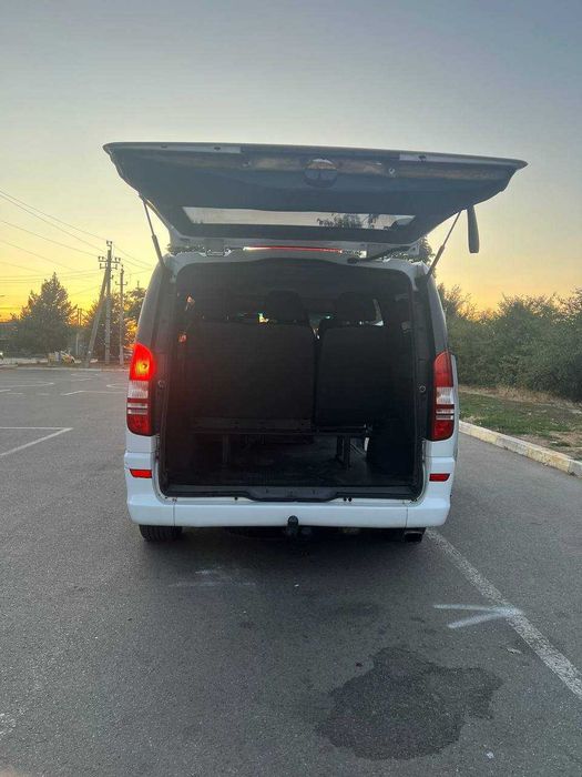 Продам Mercedes-Benz Vito