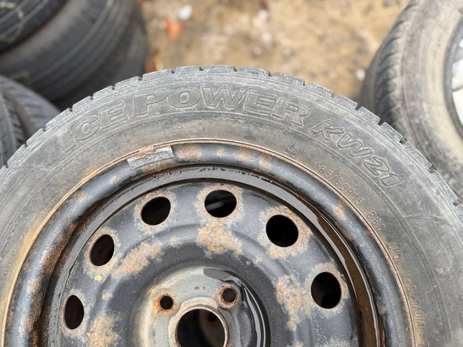 Продам 185/65 r15 резина зима, диски r15 kia rio 2013 рік