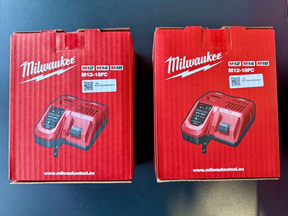 Зарядний пристрій Milwaukee M12-18 FC Rapid
